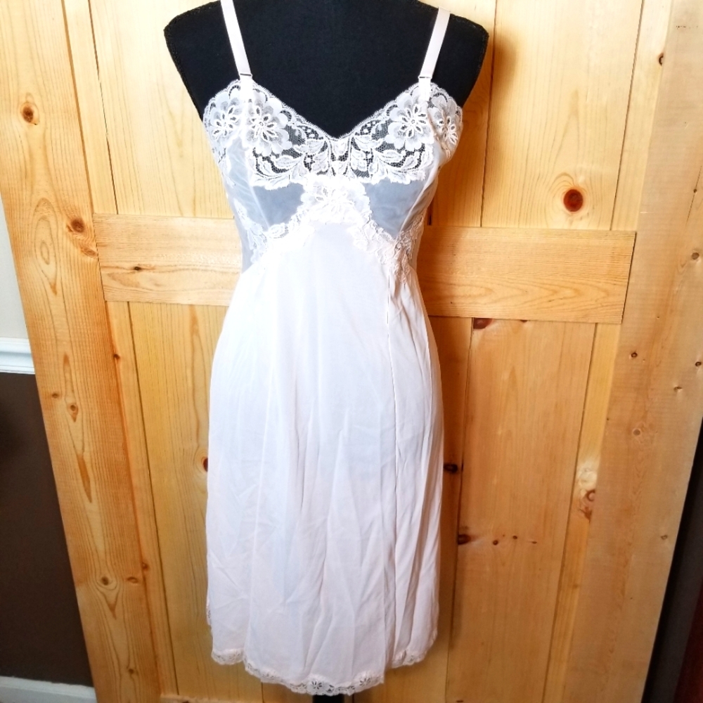 Vintage French Calais Lace Nylon Made in USA Slip Lingerie NWOT